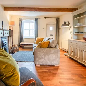 https://beacon-cottage-ilkley.yorkshirehotels.net