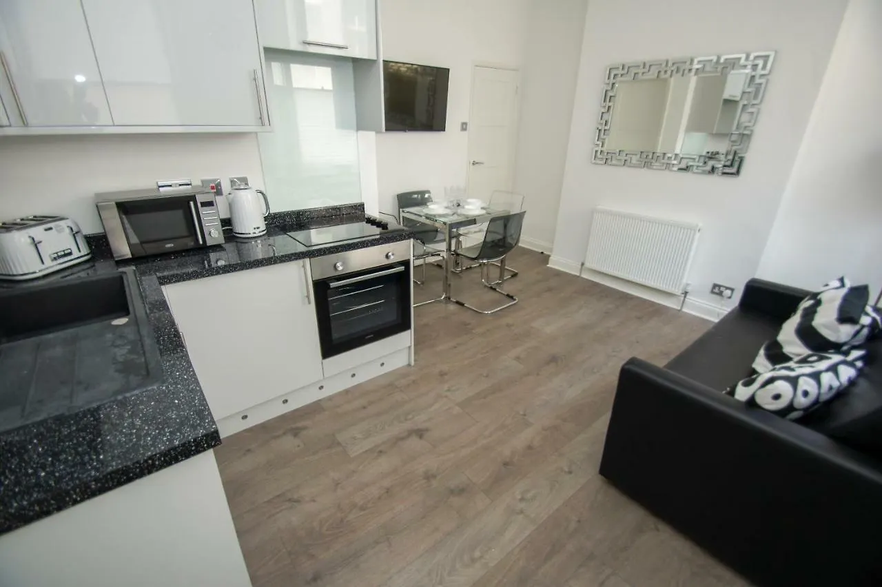 Sea Breeze Apartment - Central - By Brighton Holiday Lets